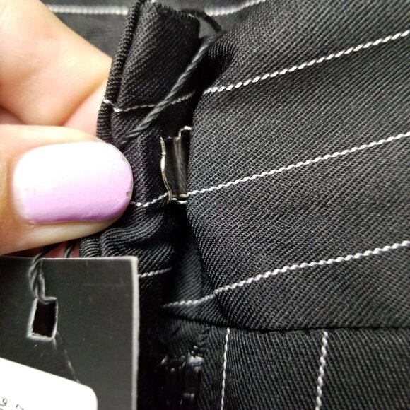 Nasty Gal Pants Womens 8 Black Pinstripe Up Your Life High Waisted *NWT* - Picture 4 of 16